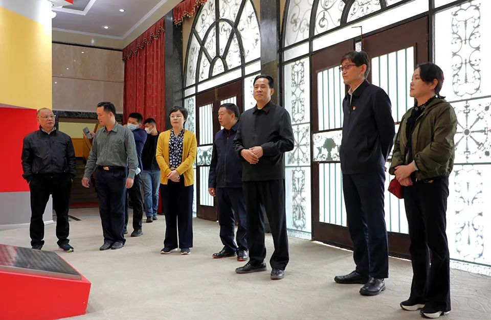 黄世勇率队赴西藏2.jpg